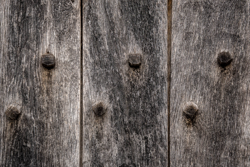 Holzwand (1)